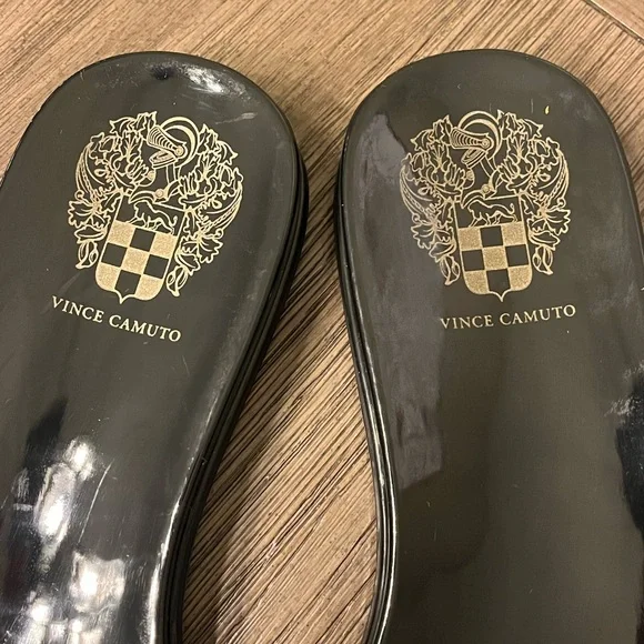 Vince Camuto Black Studded Jelly Slides | Women’s 7 NWOT - Picture 2 of 3